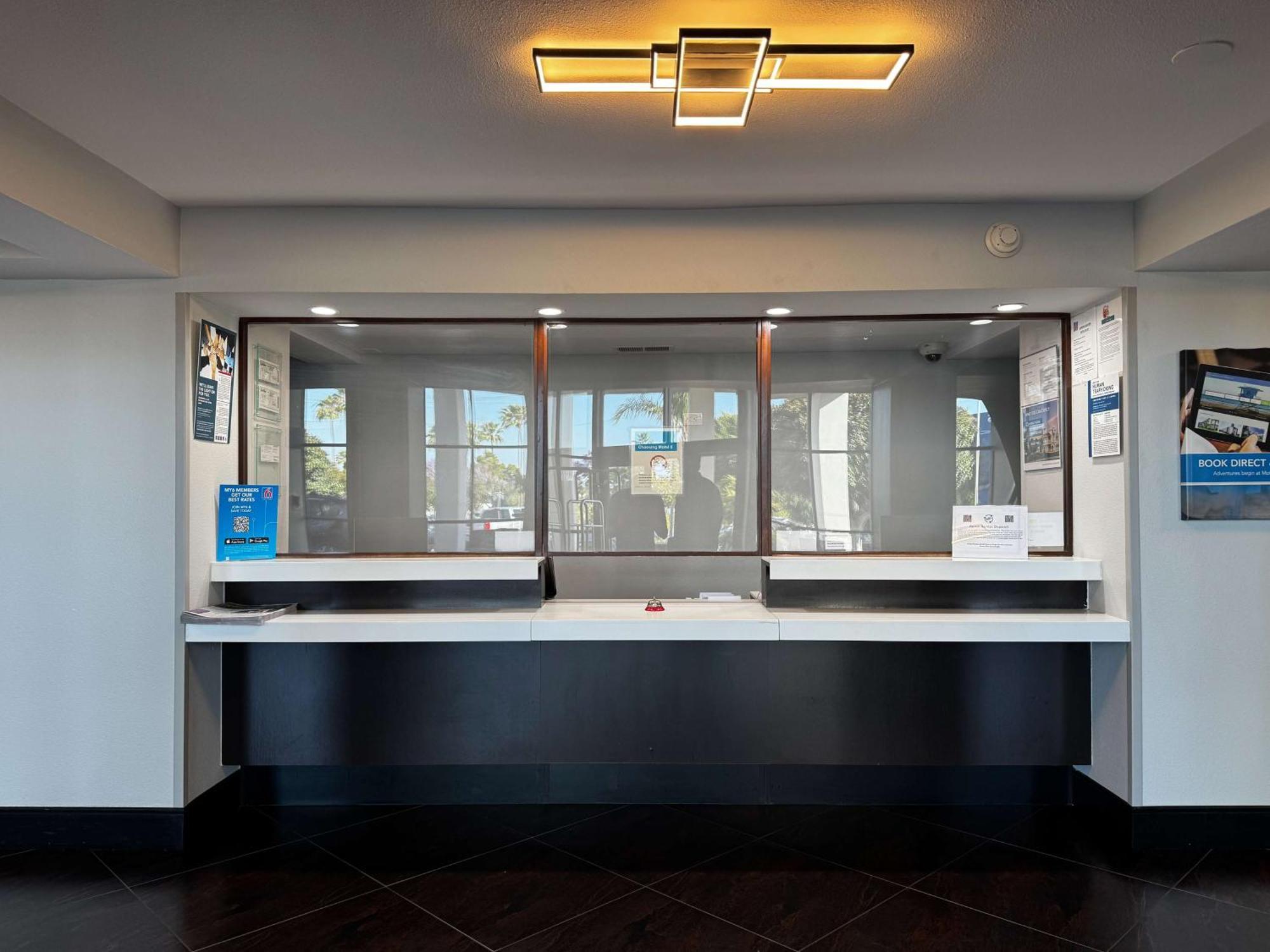 Studio 6 Suites Carson, Ca Eksteriør billede